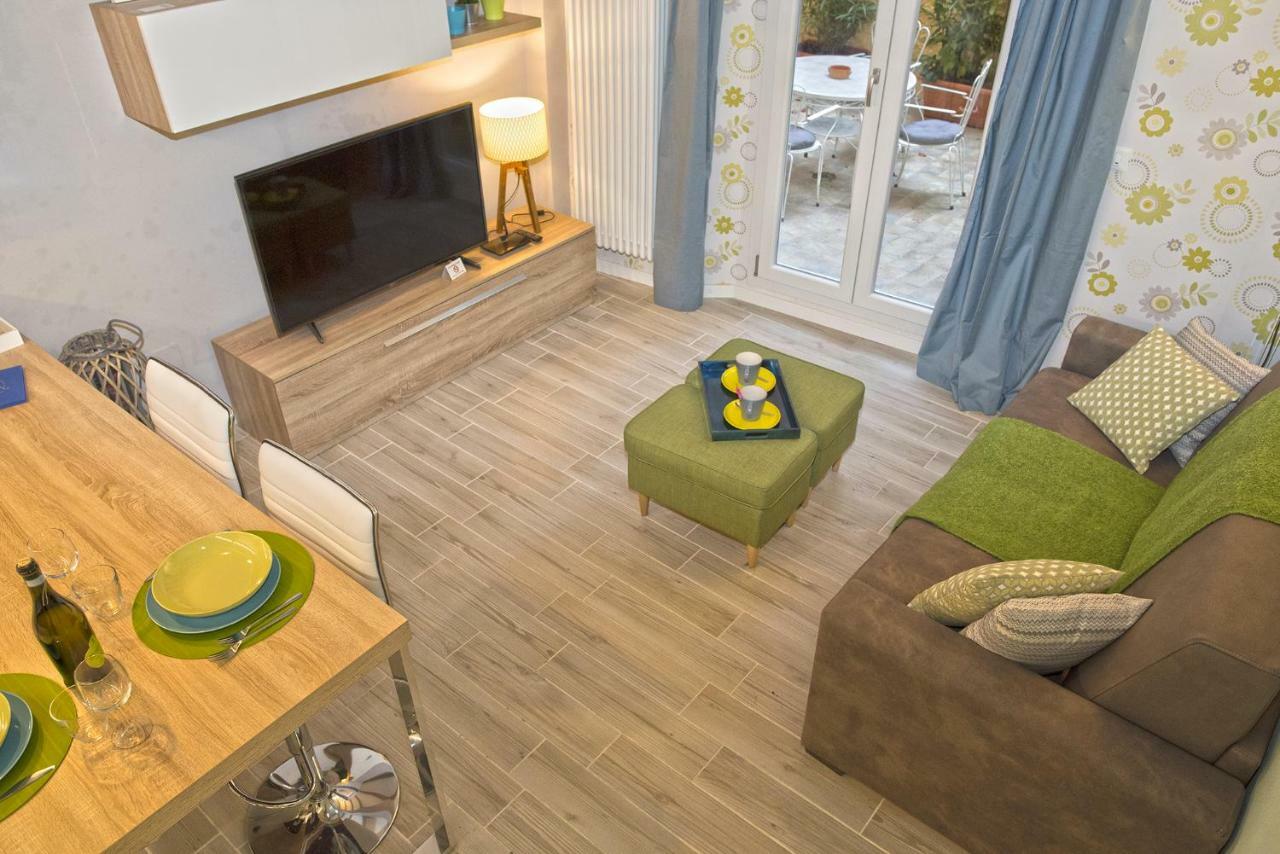 Borgonuovo Apartments Bologna Luaran gambar