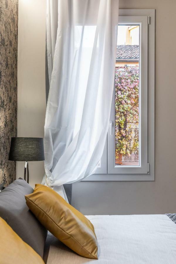 Borgonuovo Apartments Bologna Luaran gambar